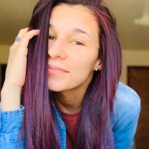 Meet your Posher, Ariana